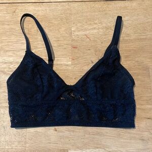 Target Bra XS Black Lace Stretchy and Adjustable